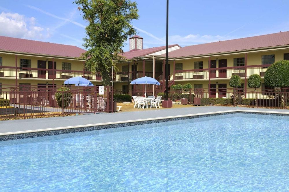 Days Inn West Memphis Exterior photo